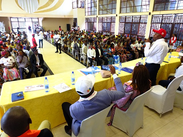 en plein assemblée extraordinaire à Goma