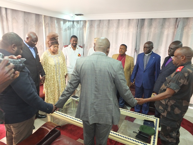 ERC en RDC : Le Gouverneur Peter Cirimwami, informé de la réhabilitation de l’évêque Gérard Dodo Kamba   de ses fonctions avec toute son  équipe  dans les 26  provinces